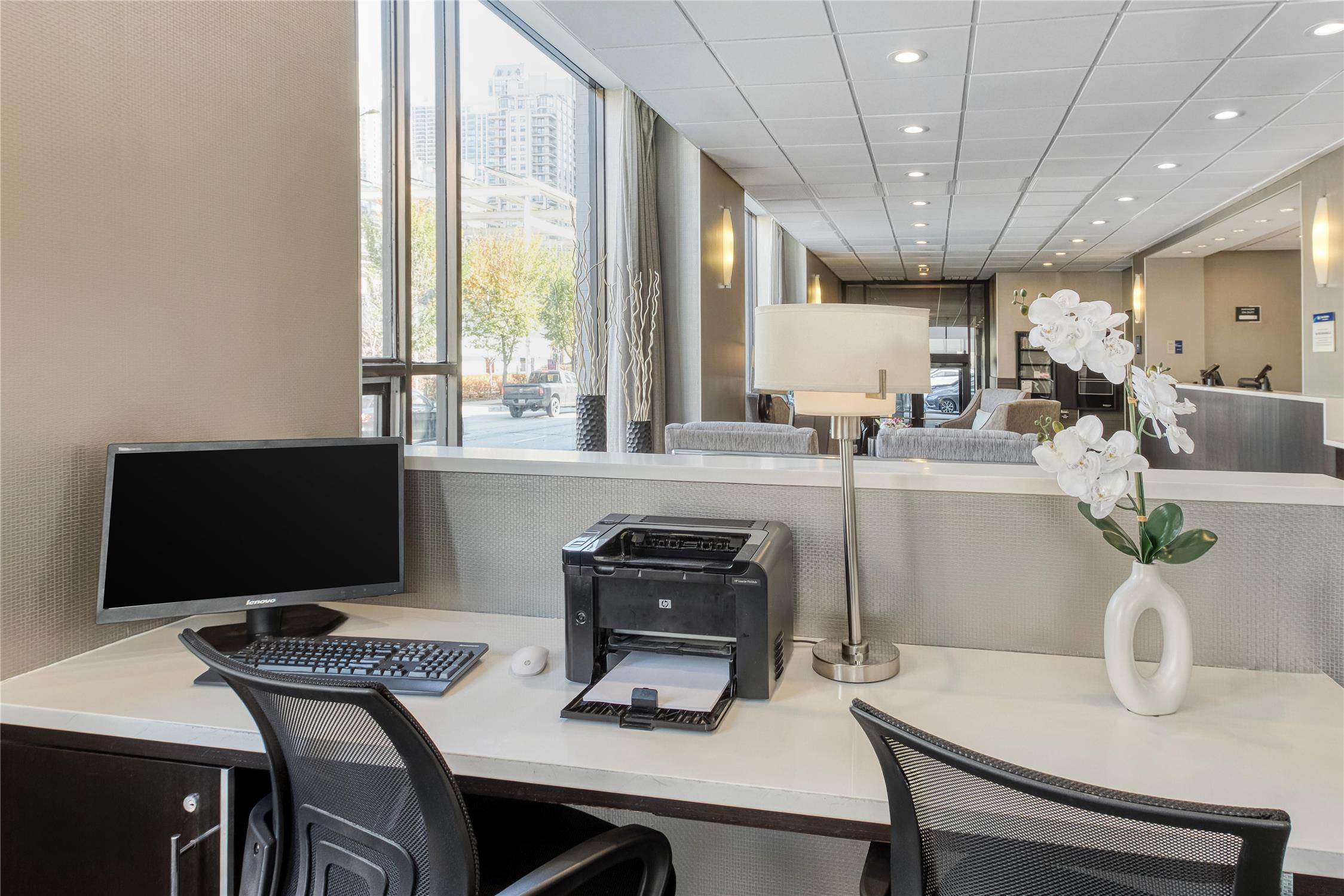 Best Western River North Hotel 40/48