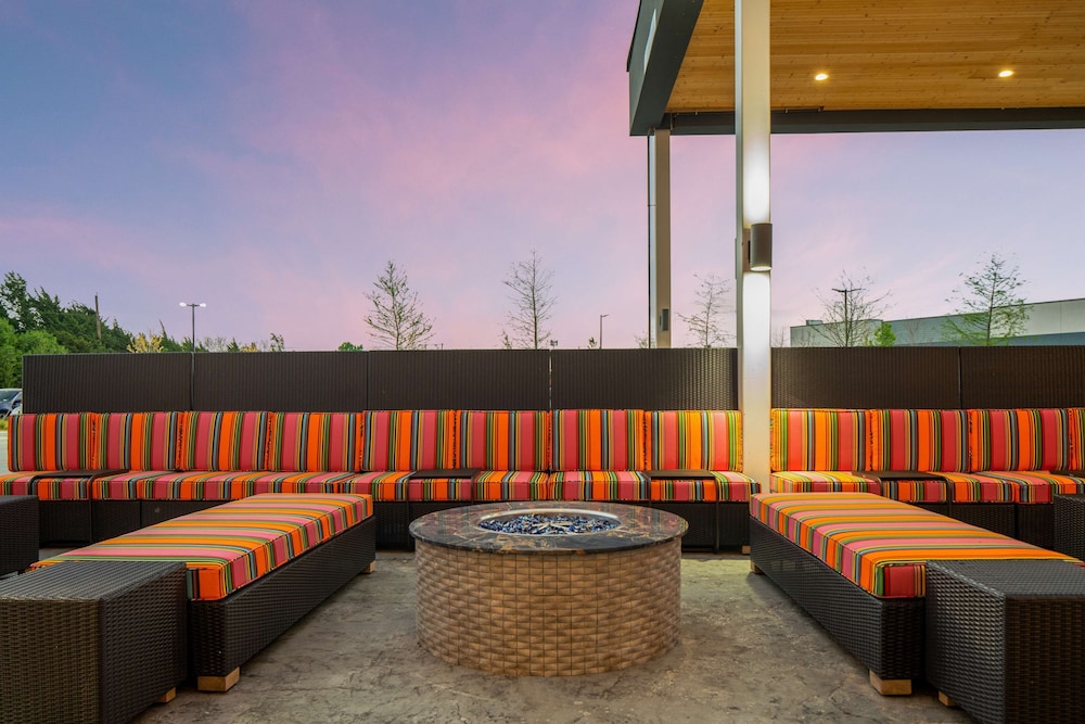 Home2 Suites by Hilton Rowlett Dallas East I-30 16/32