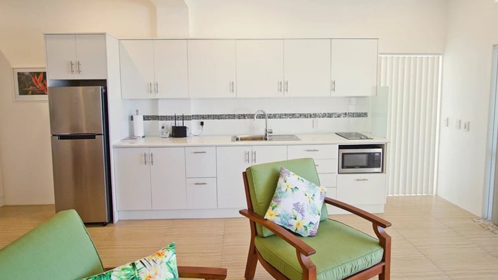 Seaside Beachfront Villas 16/20