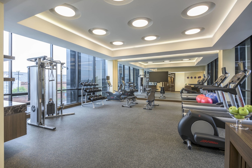 Courtyard By Marriott Bogota Airport 20/65