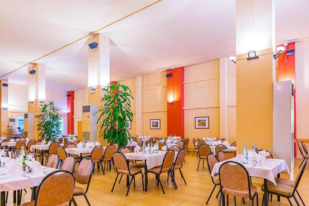 Xons Platja Hotel Apartaments 56/73