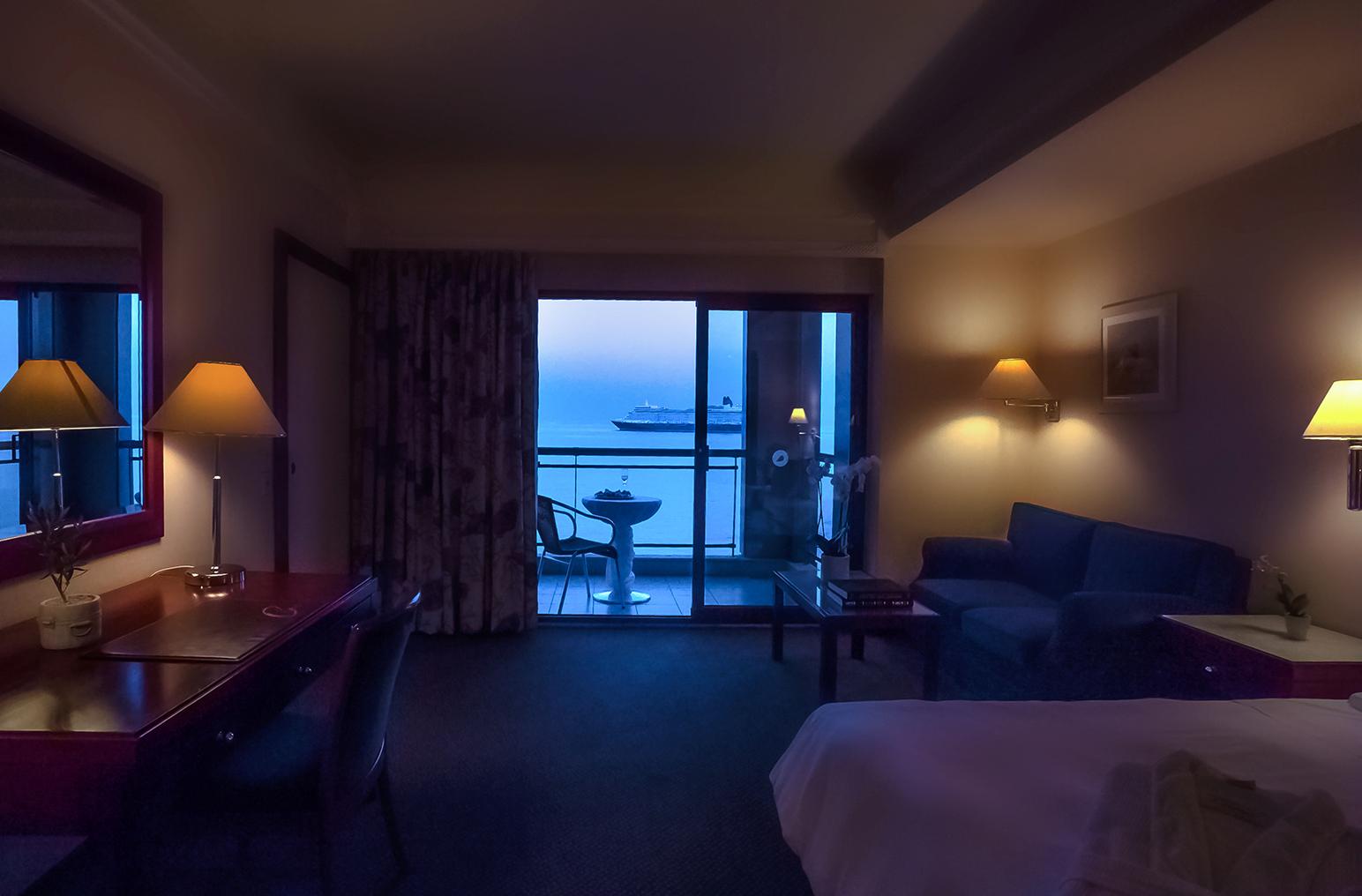 Room, Double or Twin Bed, Sea Front