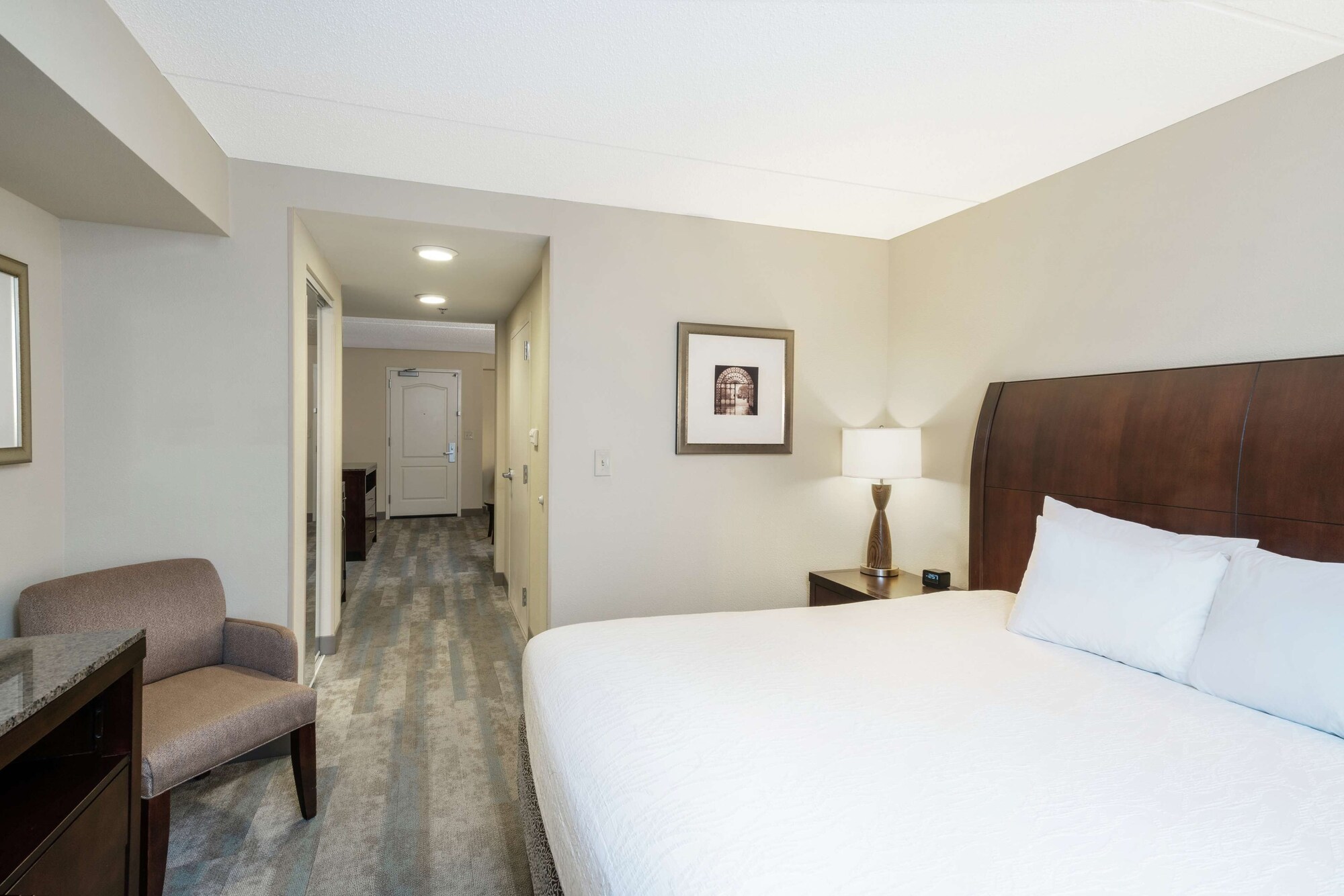 Evolution, Suite, King Bed, Sofa