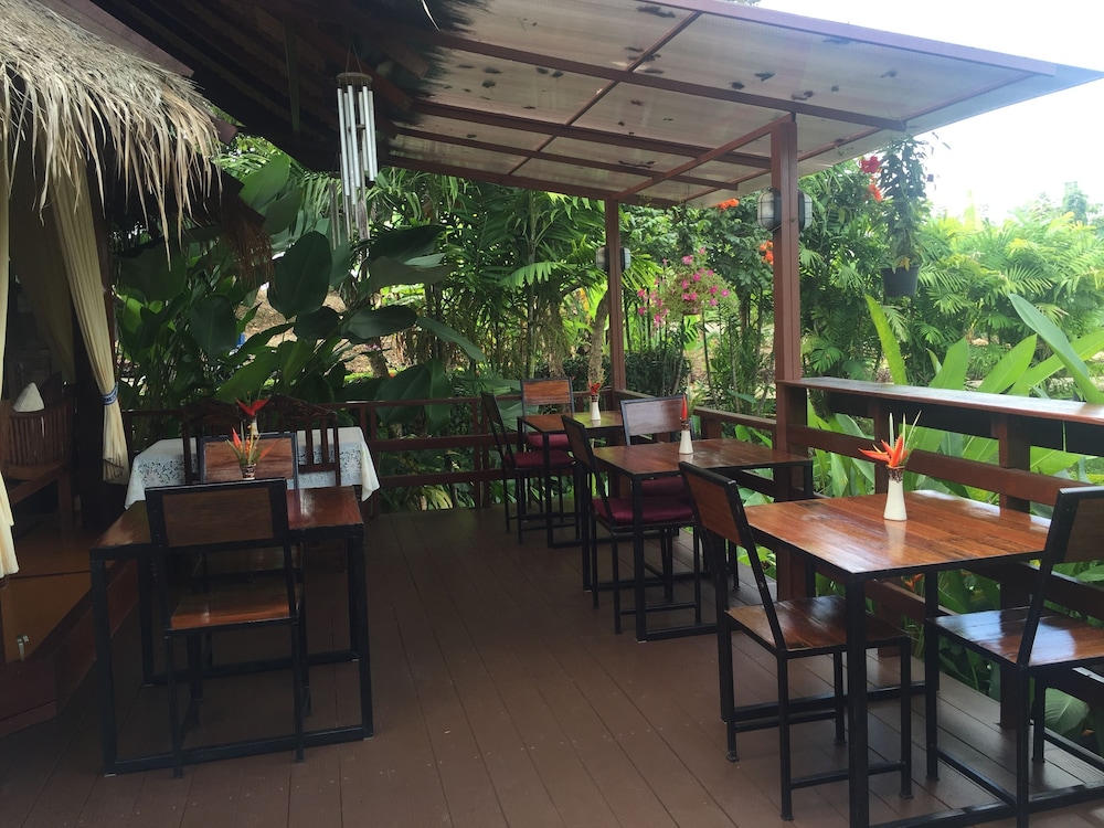 PURA VIDA PAI RESORT 49/65