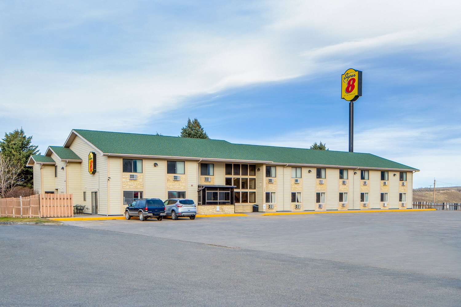 Super 8 by Wyndham Livingston Yellowstone 5/51
