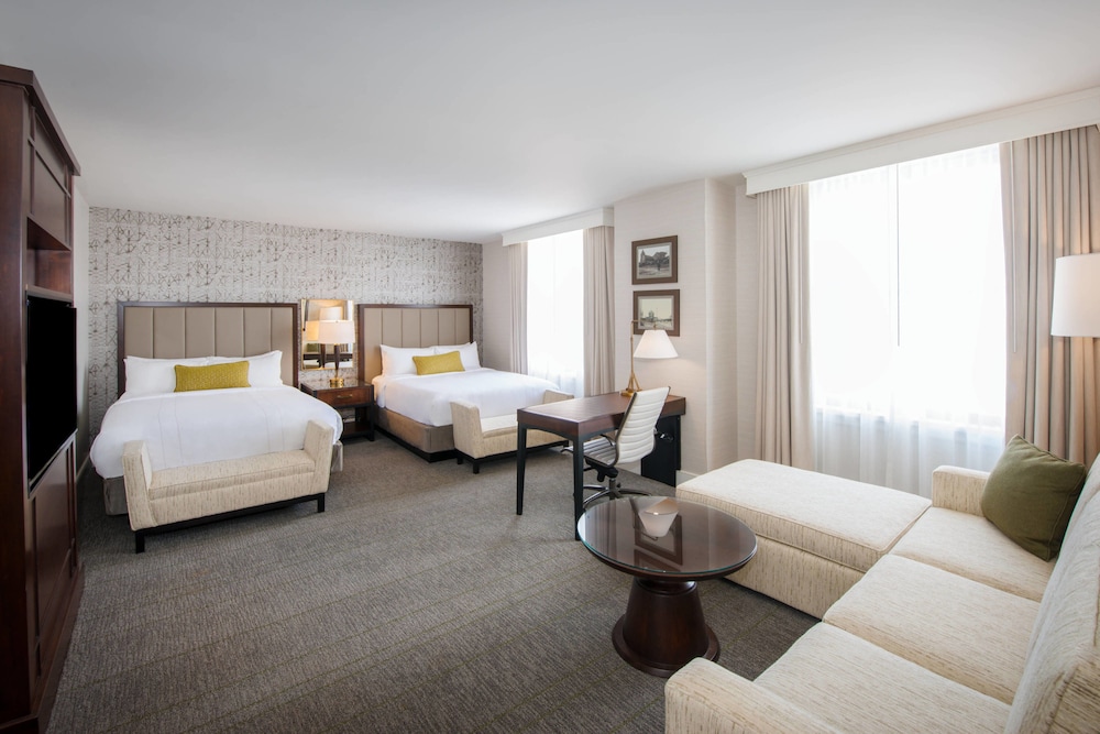Marriott Syracuse Downtown 24/82