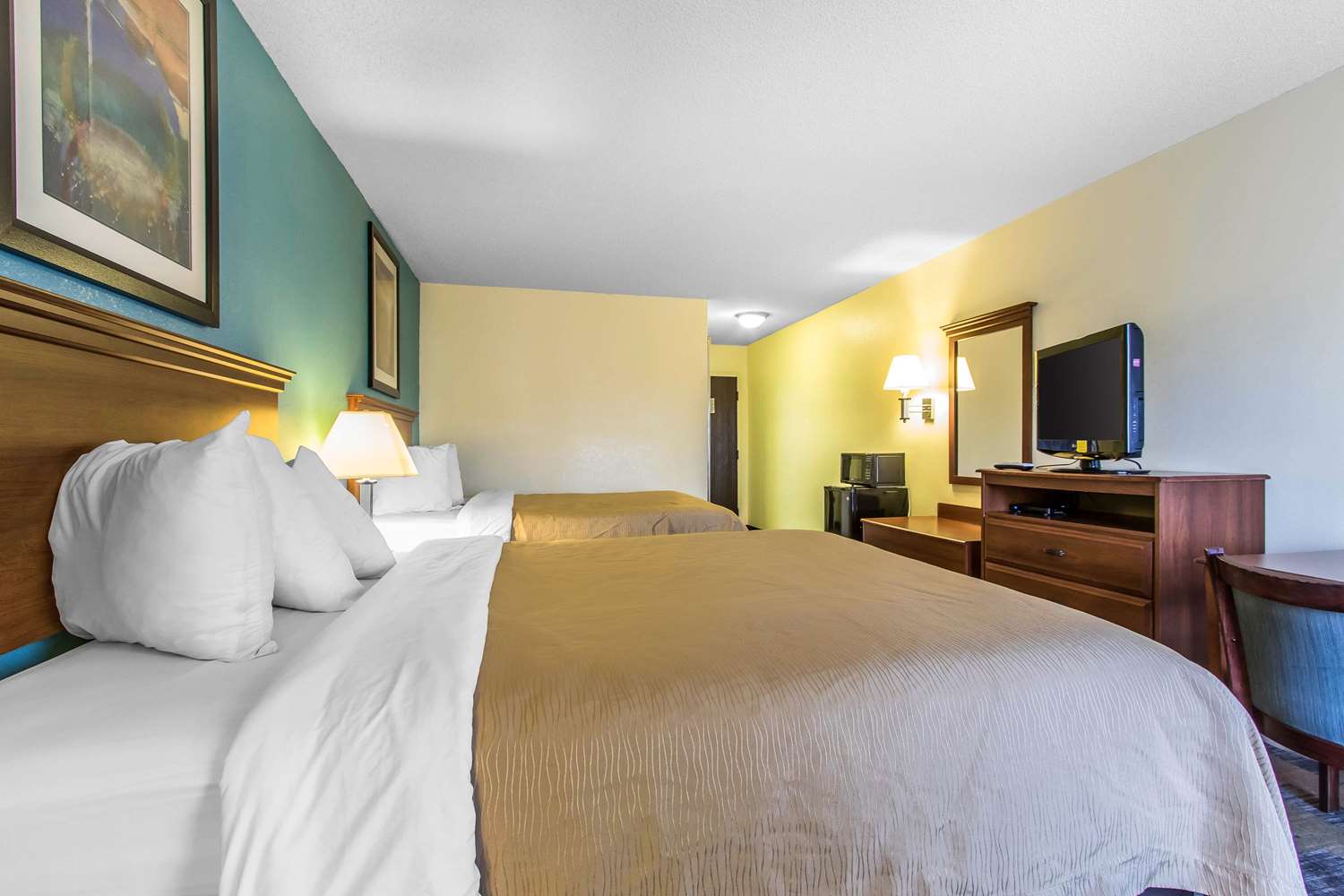 ROOM, 2 QUEEN BEDS
