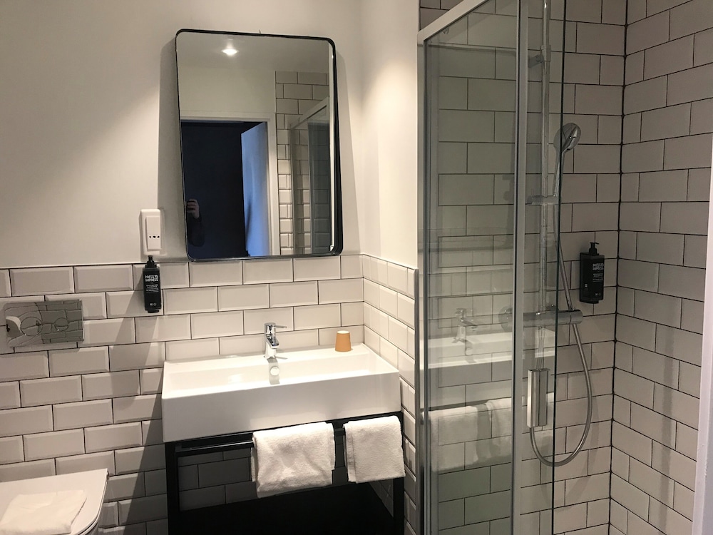 Ibis Styles Dreux Centre Gare 50/50