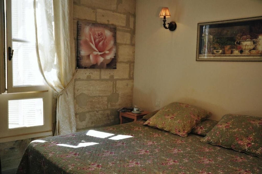 Hotel du Palais des Papes 25/35