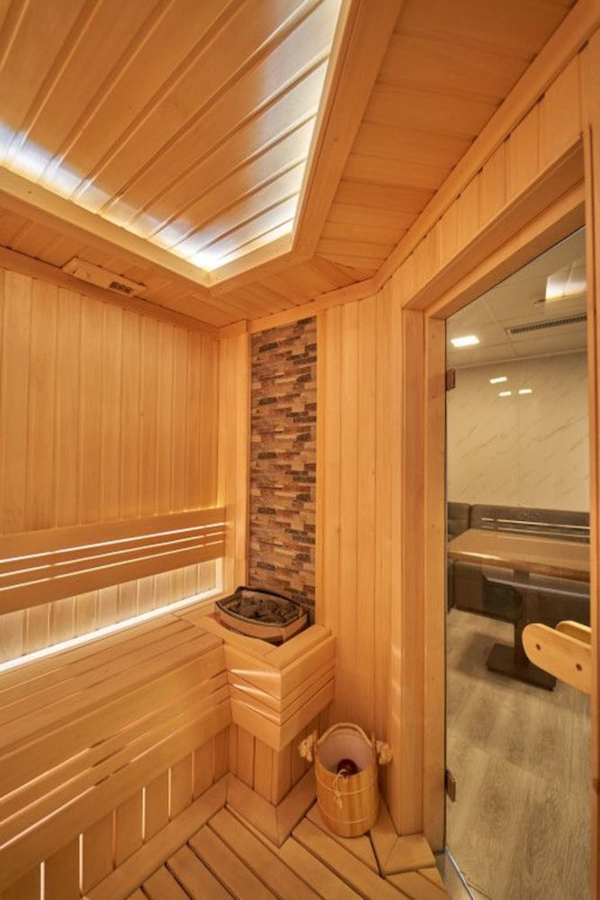Asli Makon Hotel 32/44