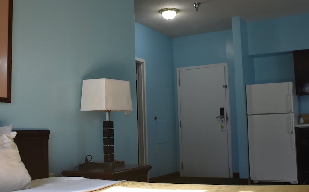 Guest Cottage & Suites 59/60
