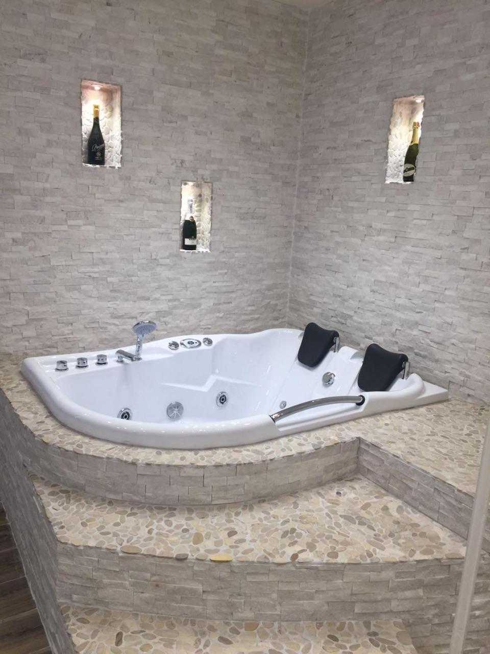 Hotel Elesio 25/50