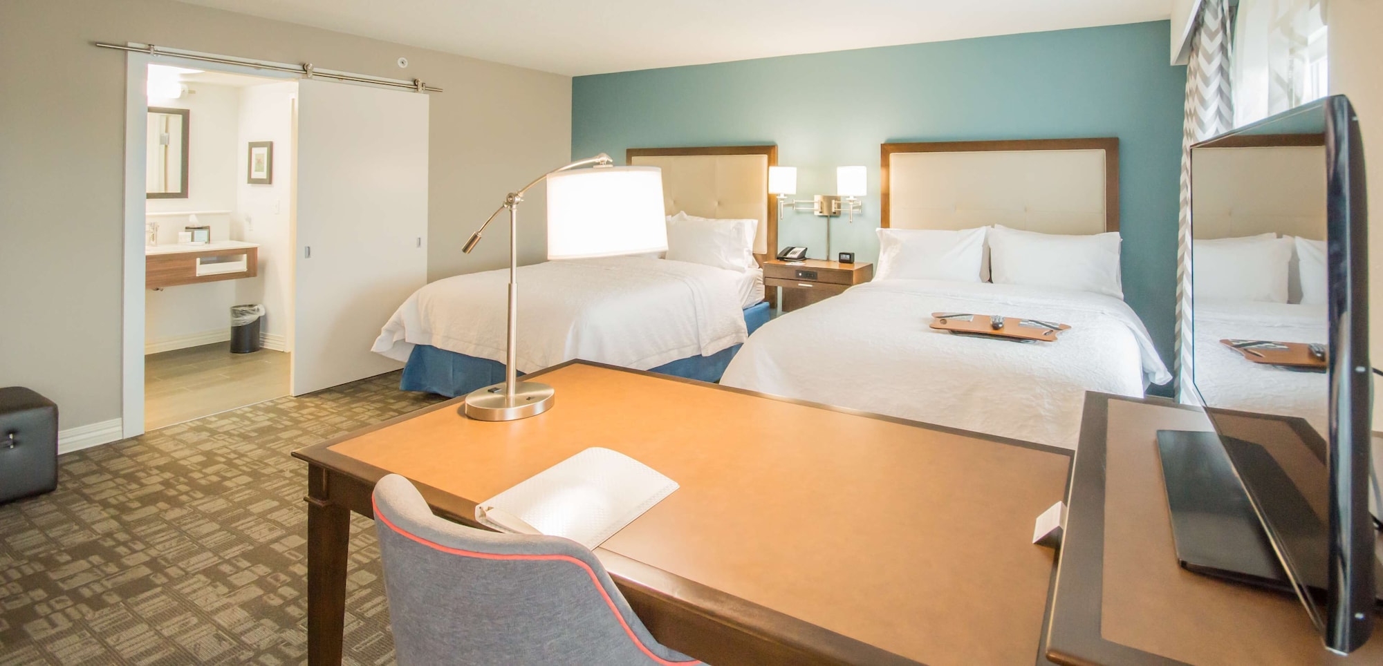 استوديو بسريرين كوين مع أريكة بمطبخ صغير، Hampton Inn & Suites Orlando At SeaWorld 3/8
