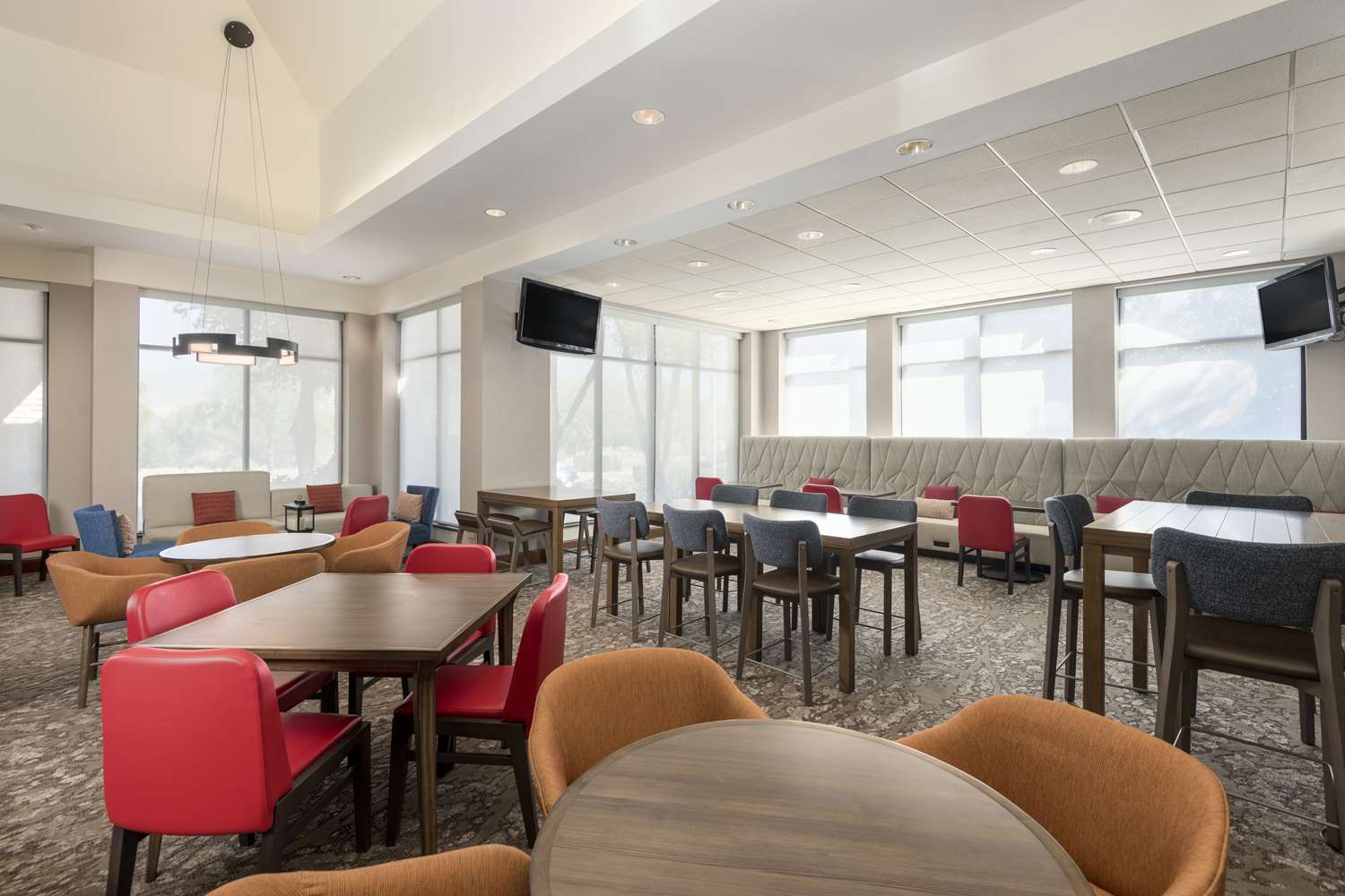 restaurant cafeteria
