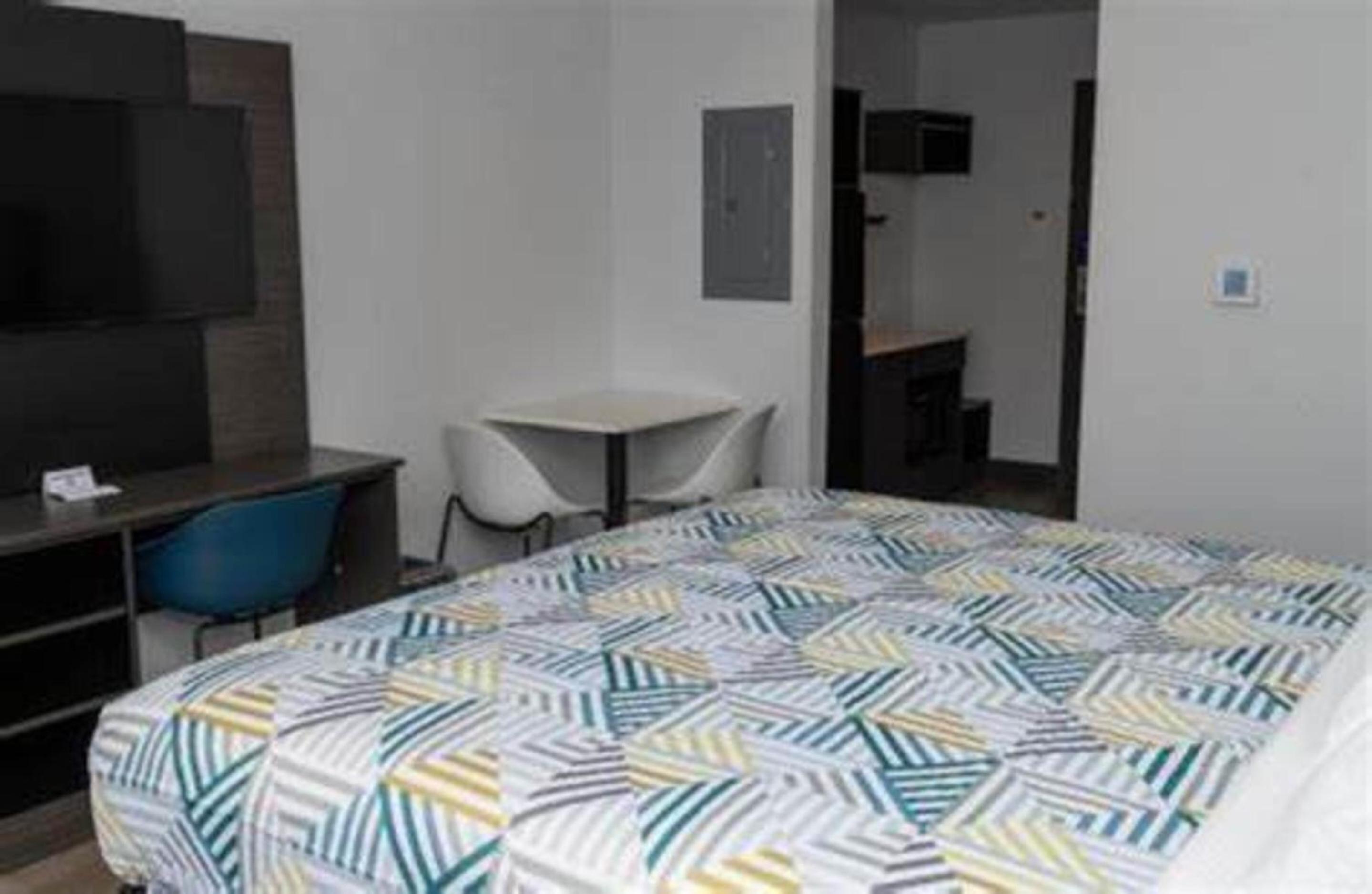 Motel6 Fort Worth, TX Lake Worth 10/15