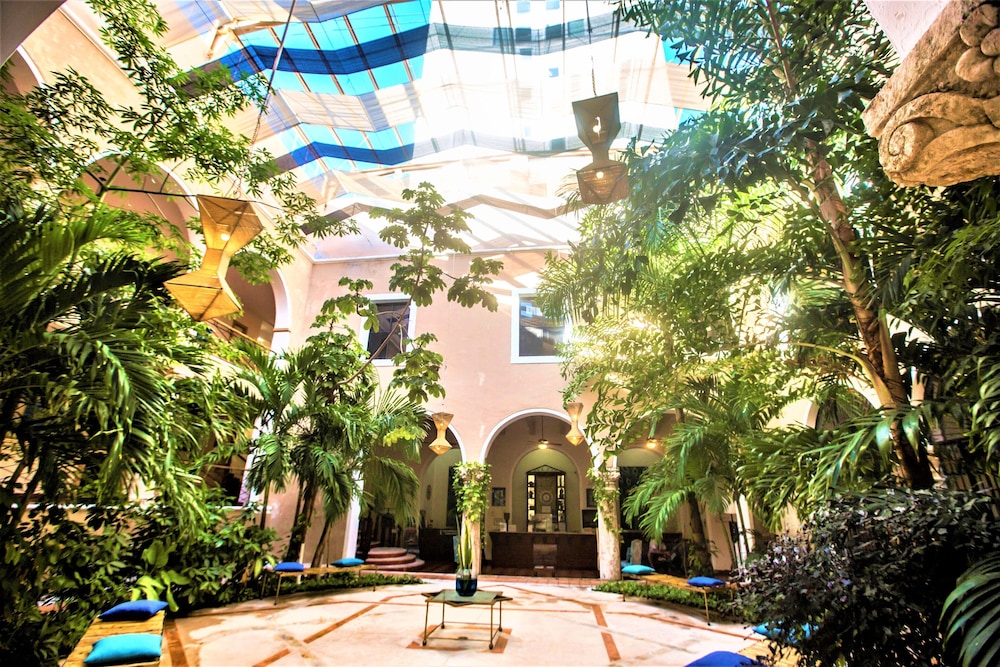 Hotel Merida 60/70