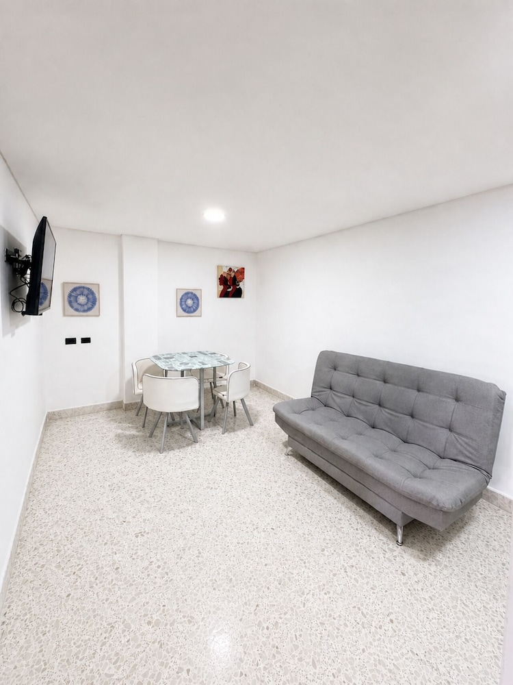 Ofix Hotel 29/50