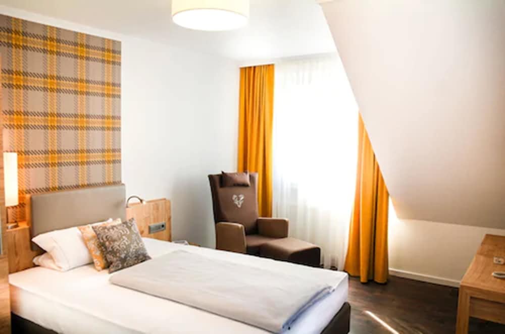Landidyll Hotel Gasthof Zum Freden 11/49