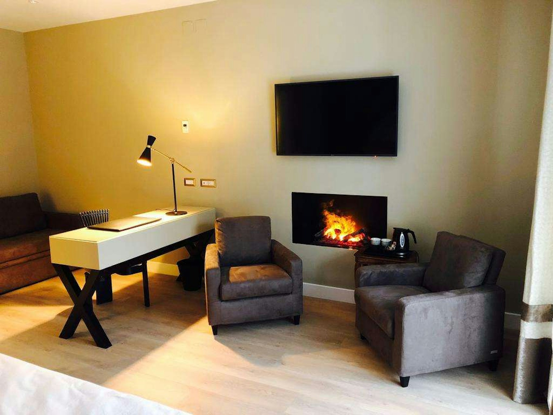 Caruso Place Boutique Wellness Suites 39/70
