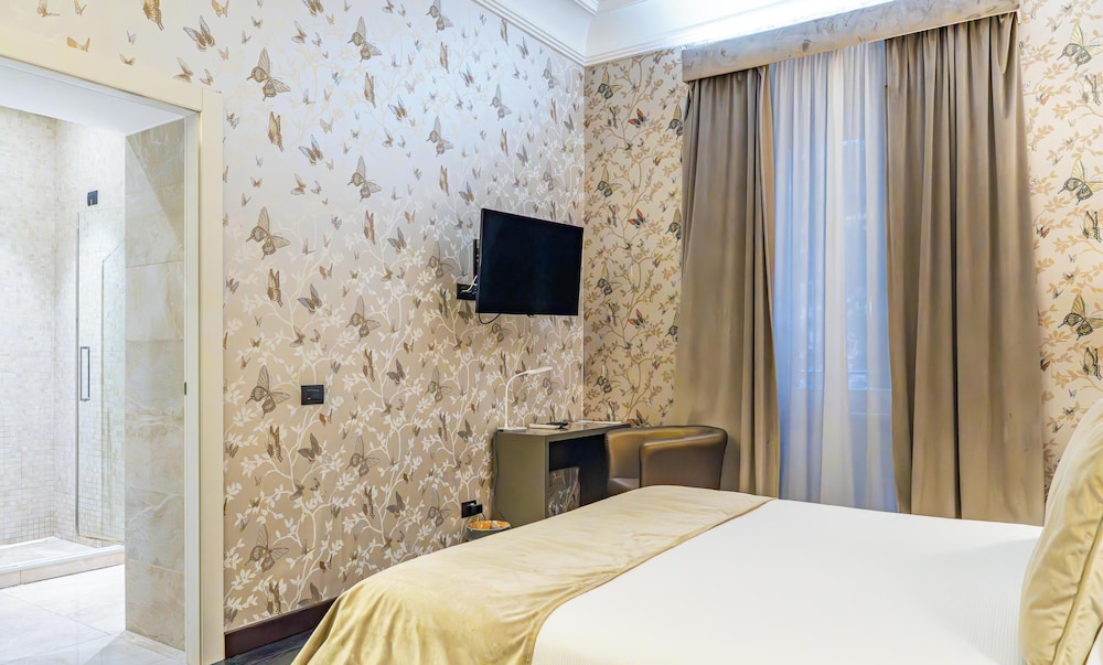 SUPERIOR, DOUBLE BED