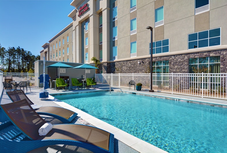 Hampton Inn Suites Macclenny I 10 23/25