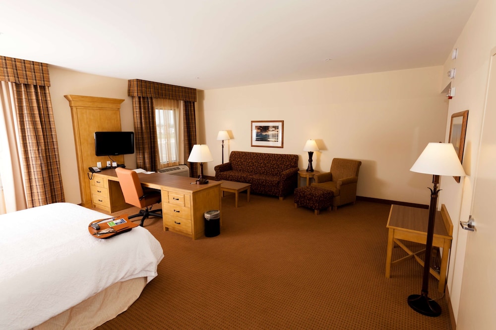 Hampton Inn & Suites Riverton 20/73