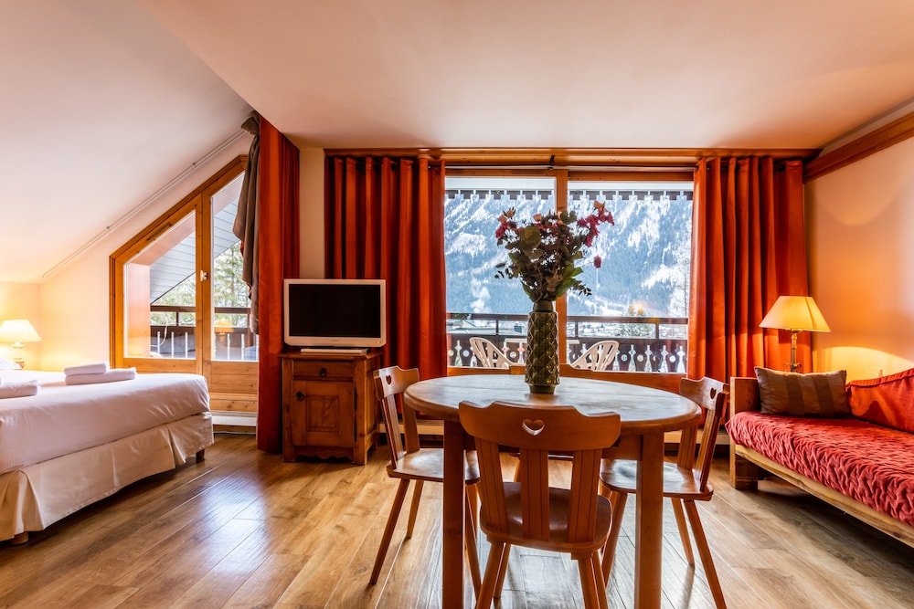 Les Balcons Du Savoy 14/50