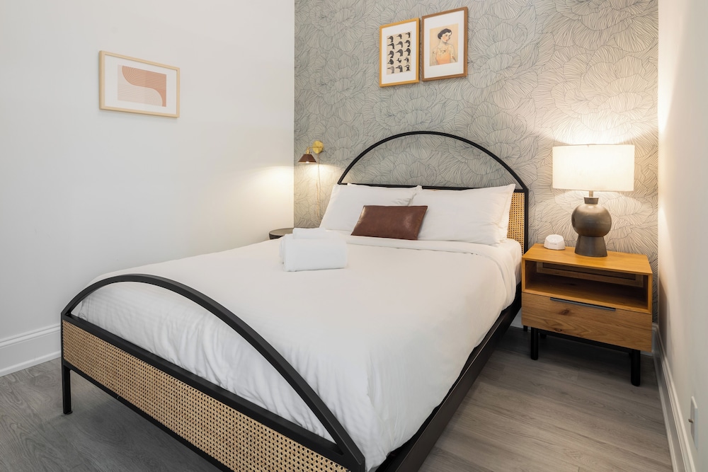 Sosuite at French Quarters - Rittenhouse Square 15/50