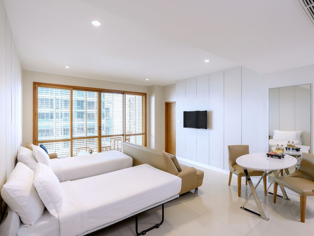 Grande Centre Point Ploenchit Bangkok 54/74