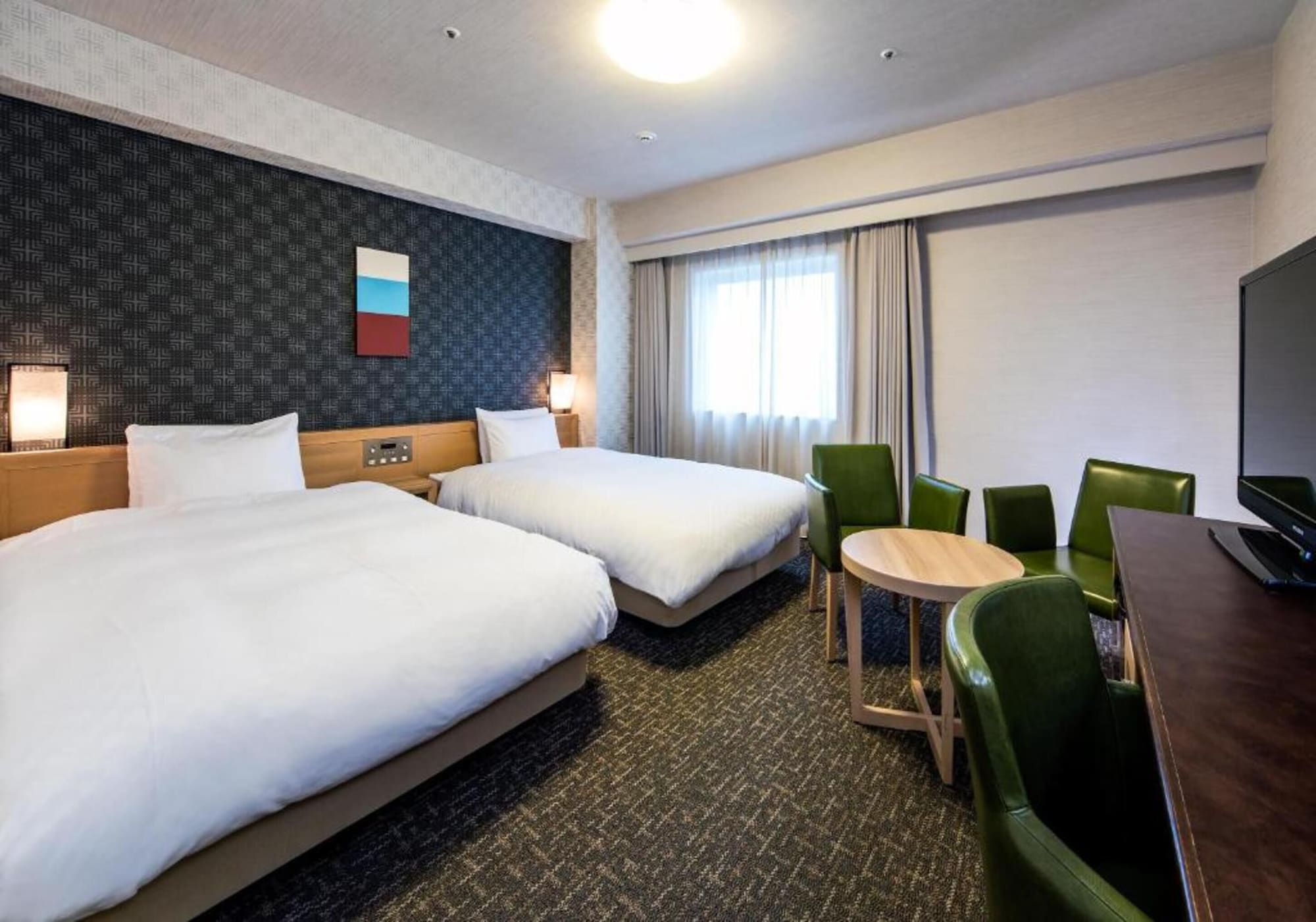 ROOM, TWIN BEDS