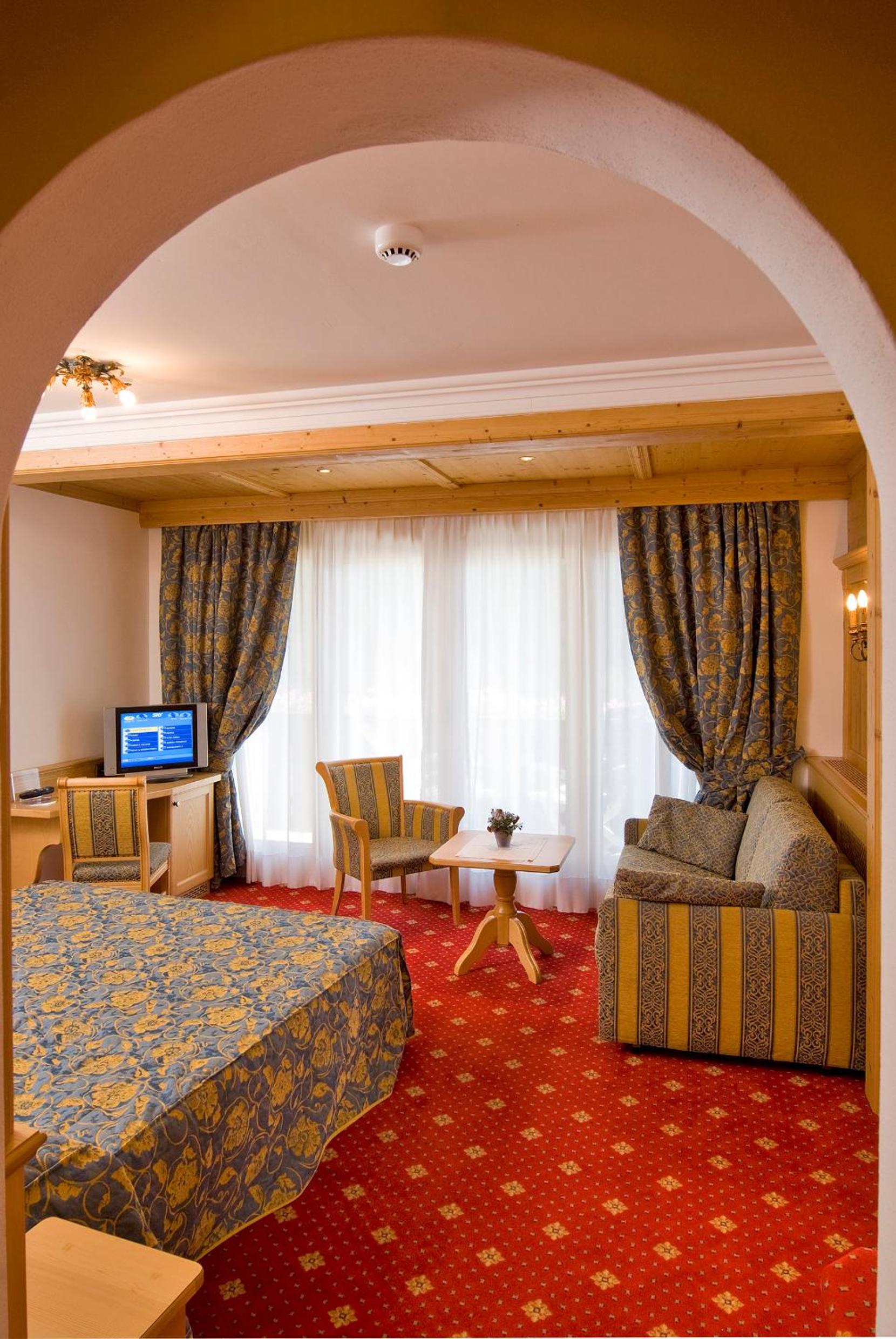 ALPEN HOTEL CORONA 19/58