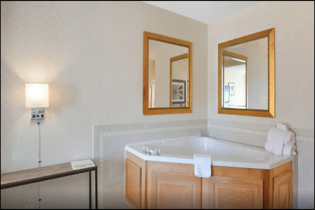 Quality Inn & Suites Onley, VA 19/19
