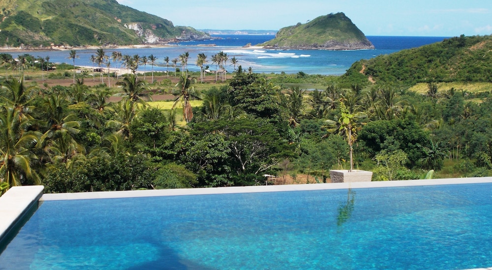 Blue Monkey Villas 22/34