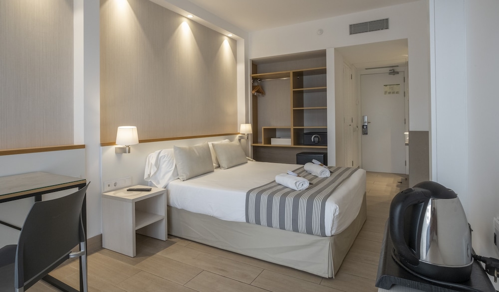 Hotel Rosamar Es Blau Lloret Adults Only 25/71