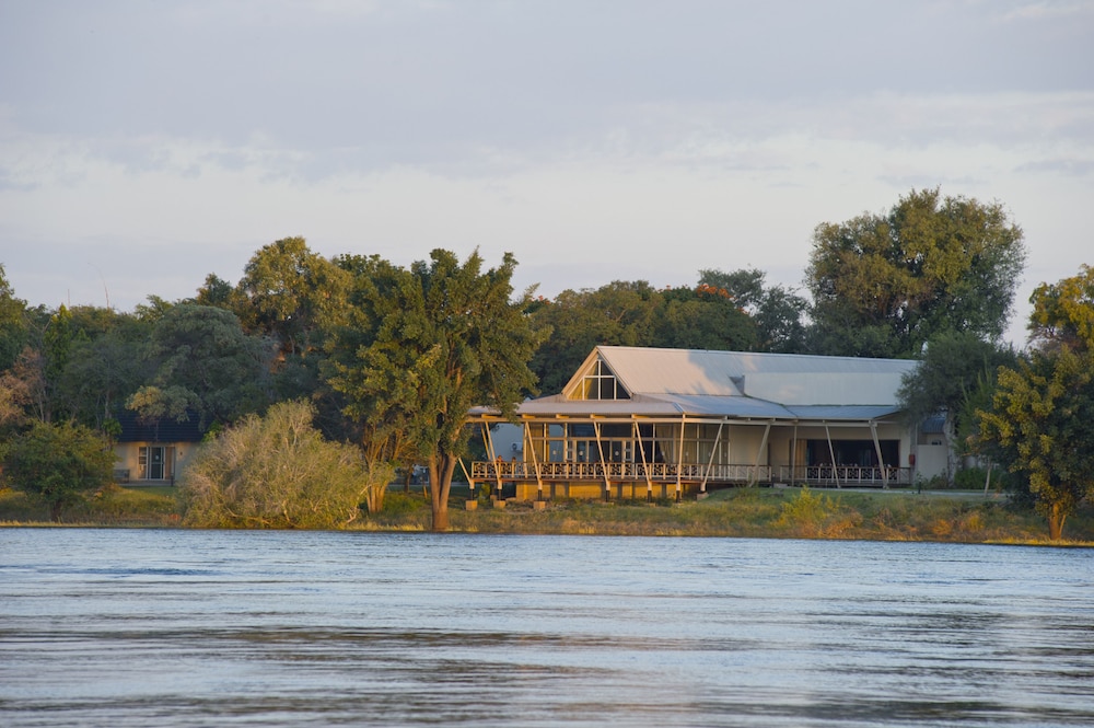 Protea Hotel By Marriott Zambezi River Lodge 20/22