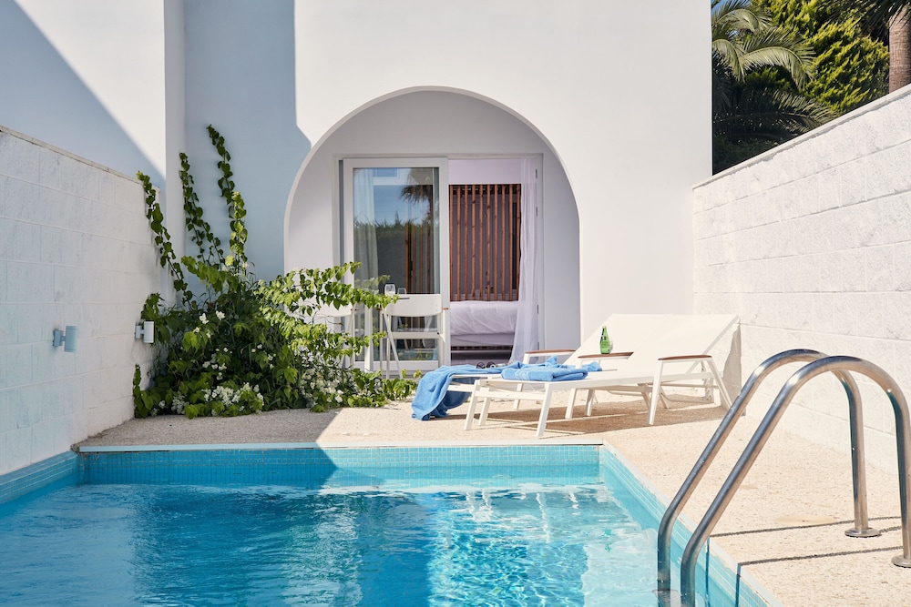 So Nice Club Resort 28/55