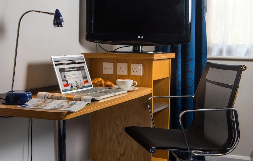 Holiday Inn Express Northampton - South, an IHG Hotel 40/64