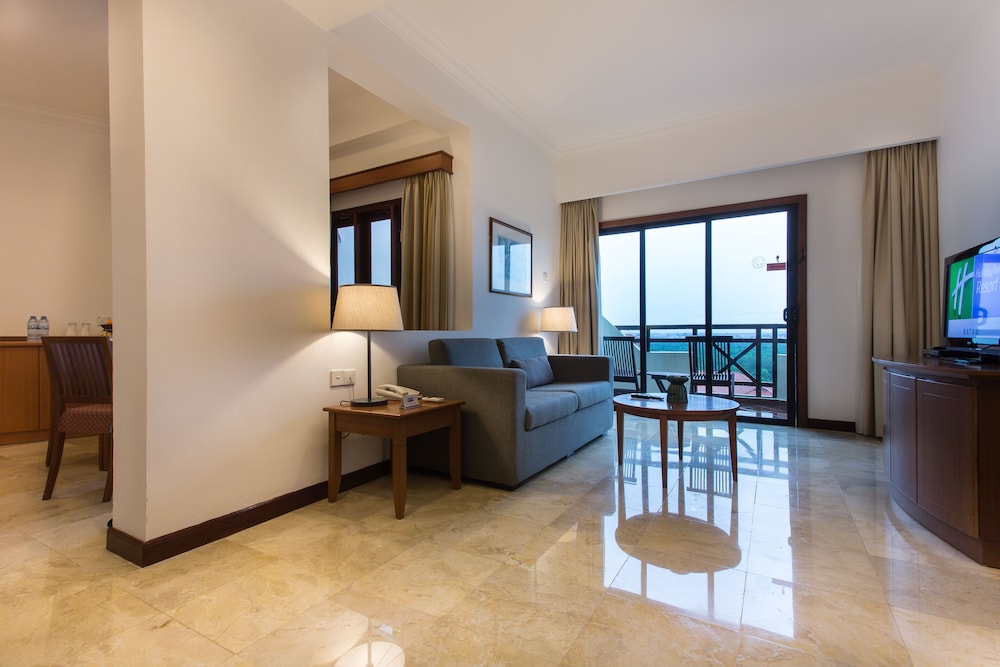 HOLIDAY INN RESORT BATAM 50/80