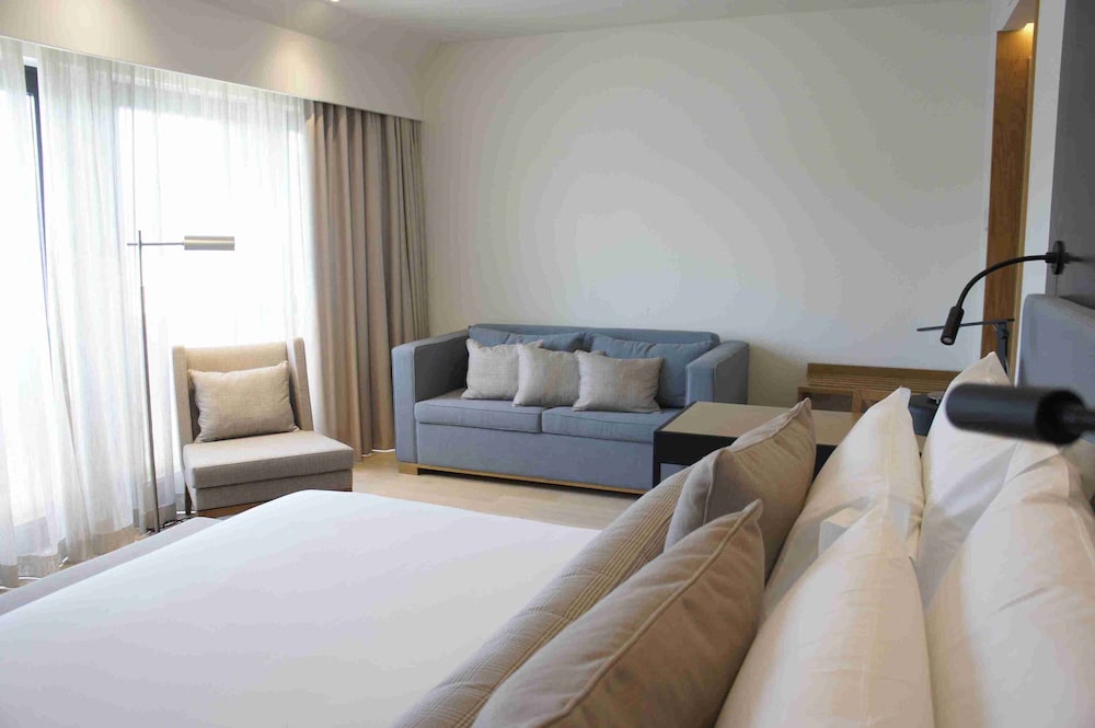 FAMILY, KING BED, RIVER VIEW, SOFA