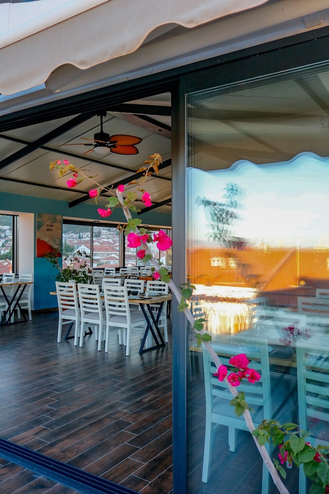 Zephyros City Otel 6/47
