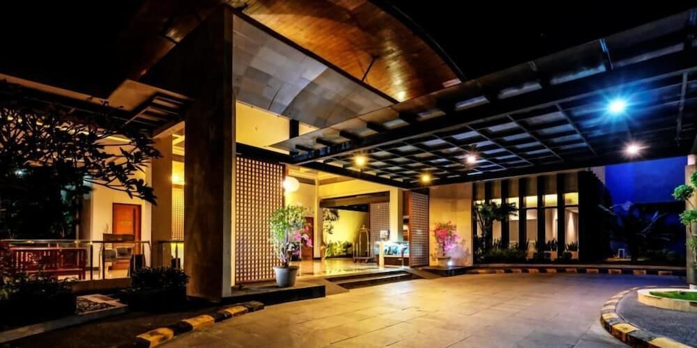 ILLIRA Lite Hotel Praya 7/59