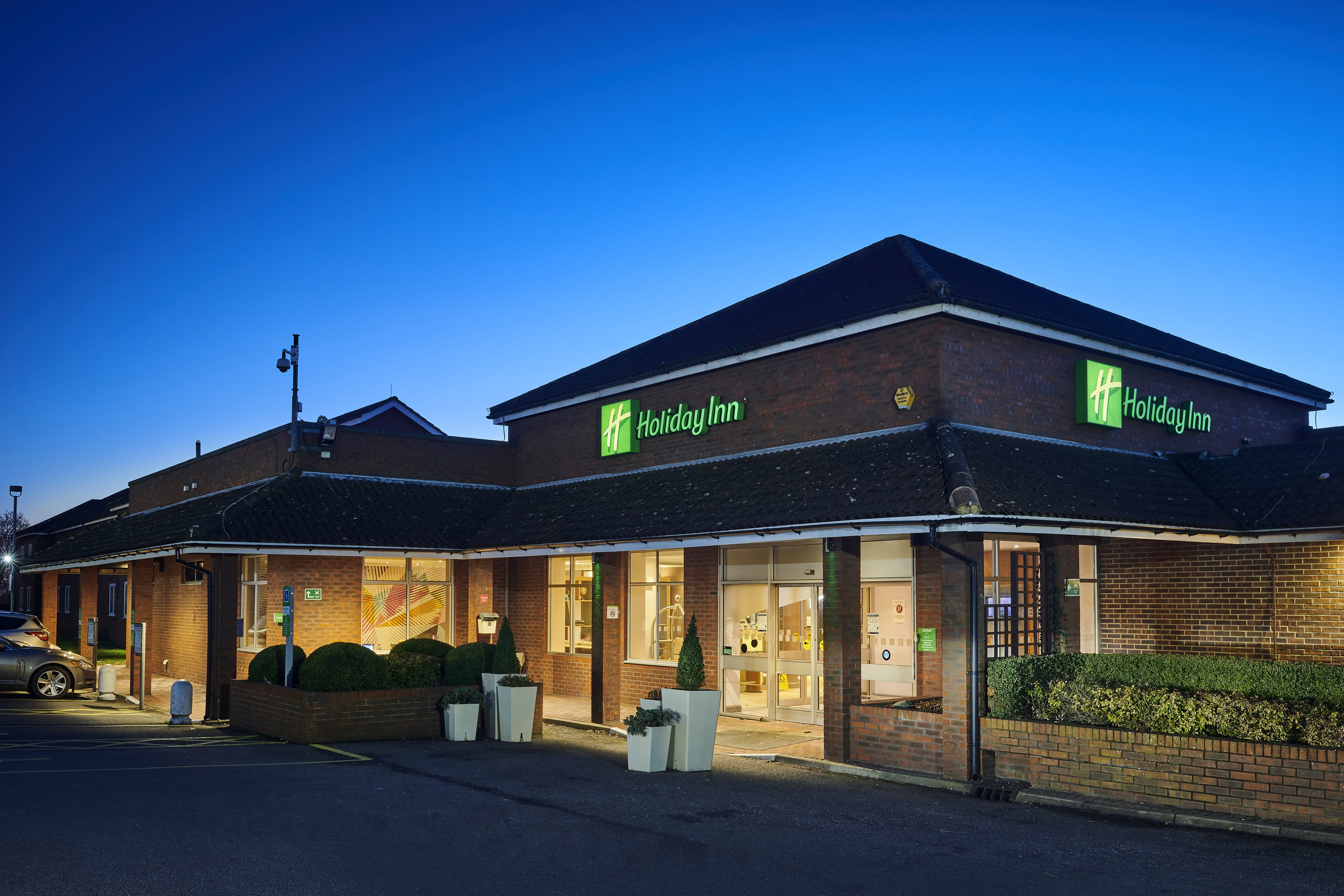 Holiday Inn High Wycombe M40 Jct. 4 2/59