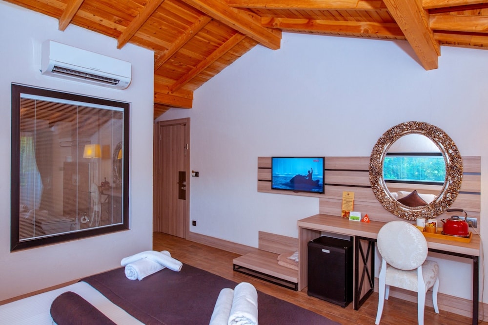 S3 Seahorse Beach Club & Hotel 18/50
