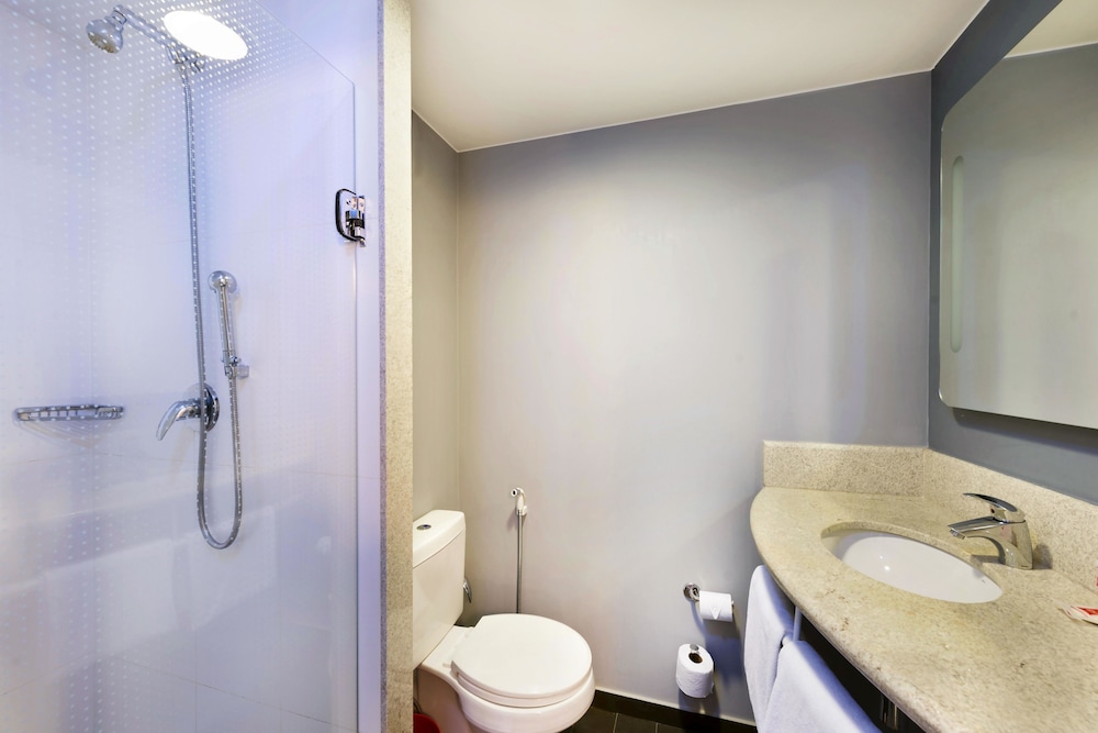 Ibis RJ Copacabana Posto 5 20/70