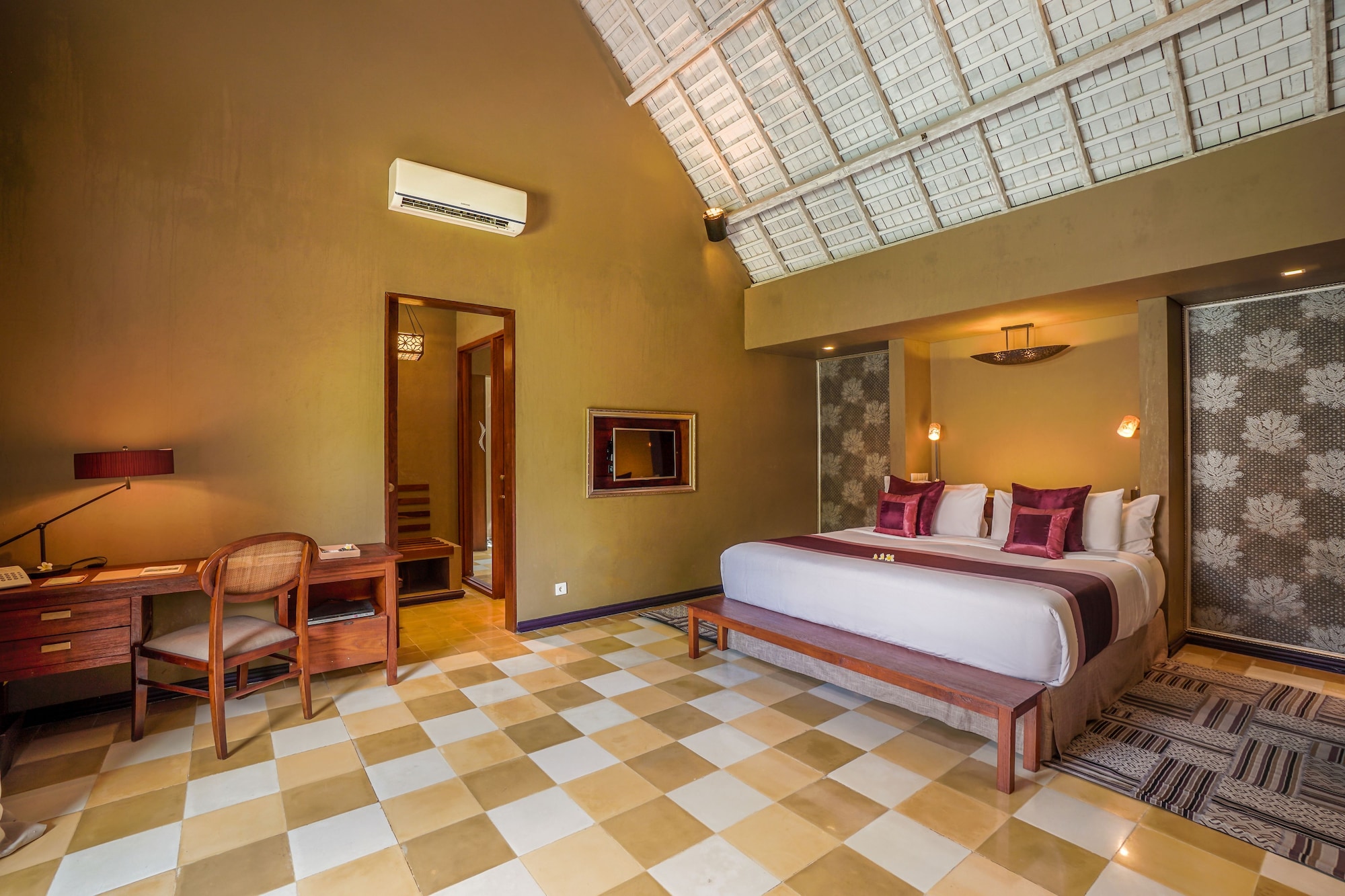 1 BEDROOM, VILLA, PRIVATE POOL