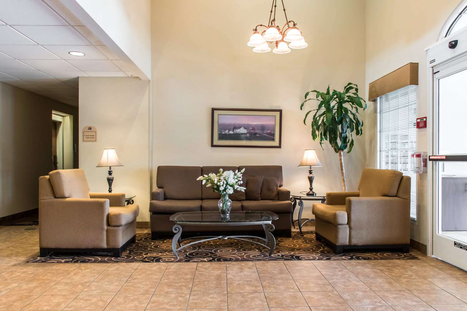 MainStay Suites of Lancaster County 26/42