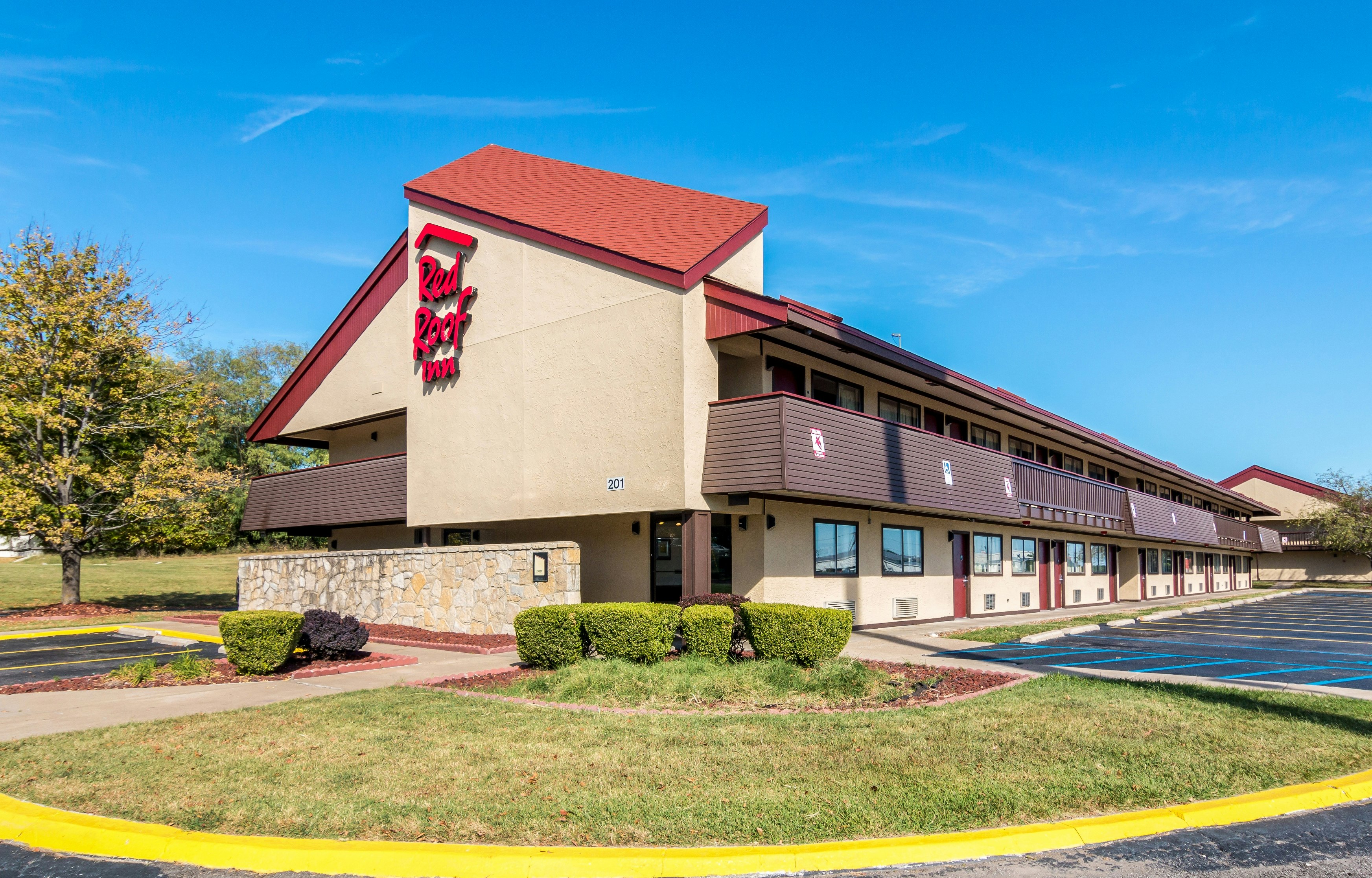 Red Roof Inn Columbia Mo 19/19