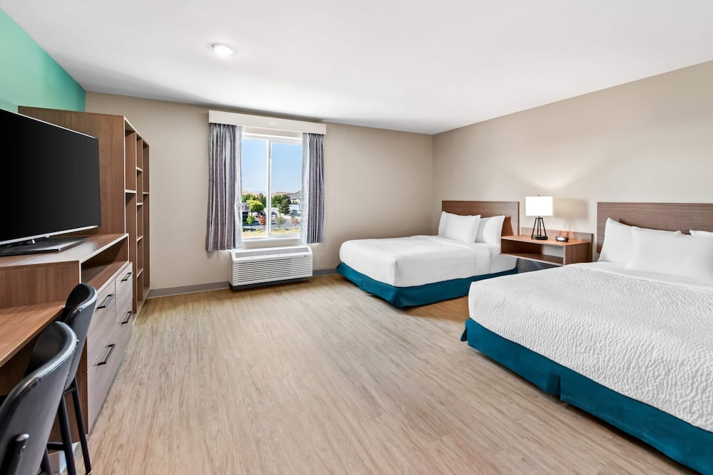 ECHO Suites Extended Stay by Wyndham Reno 29/72