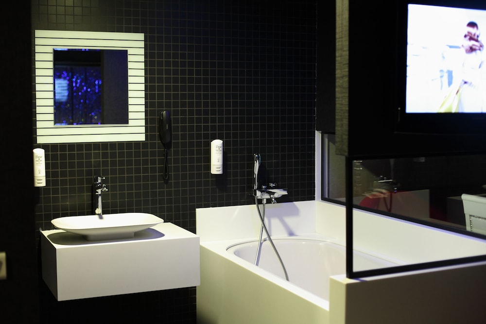 No 19 Boutique Hotel 30/69