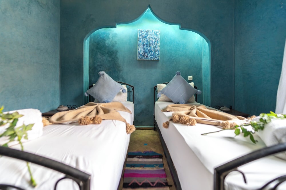 Riad Boutouil 33/50